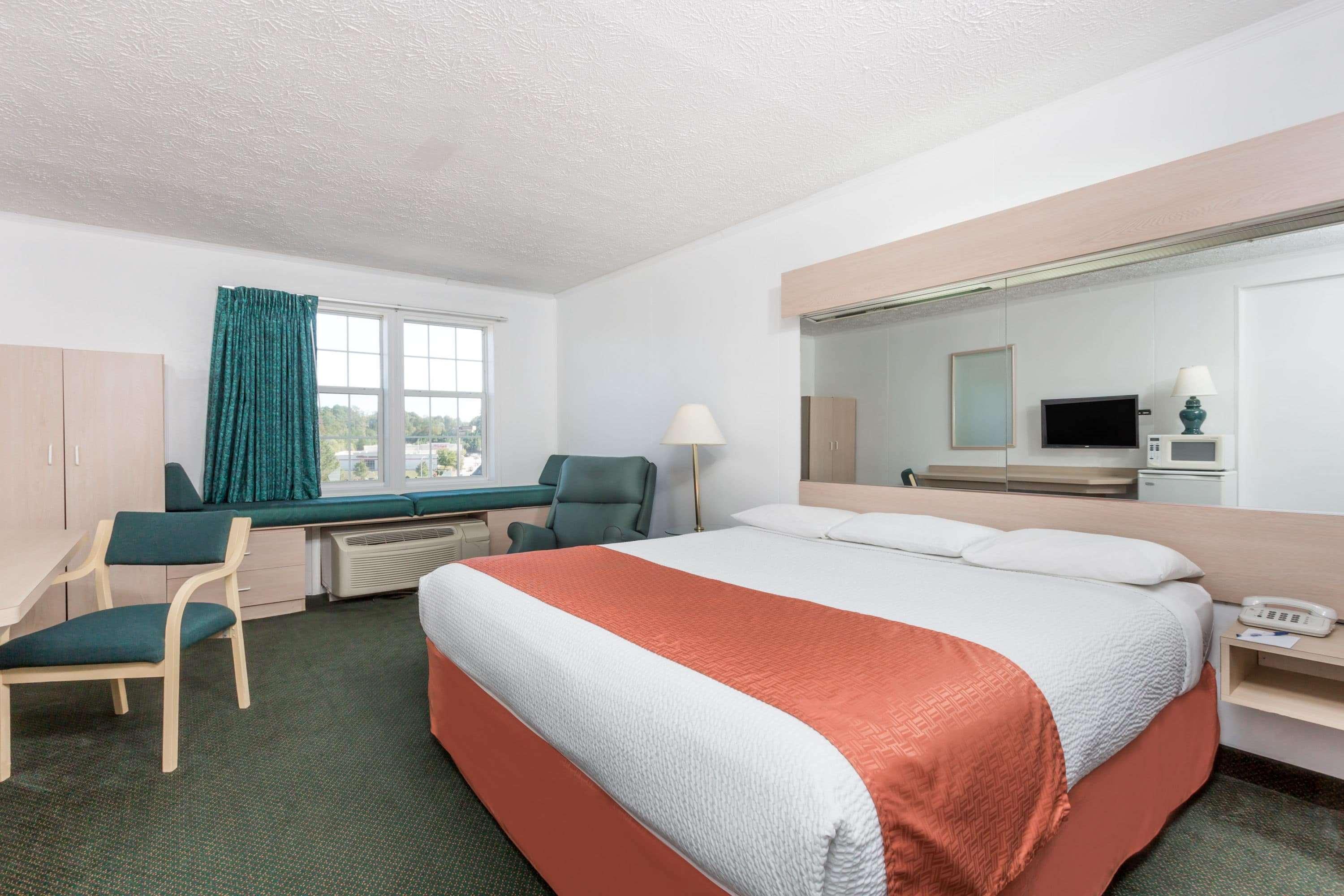 Microtel Inn By Wyndham Αθήνα Εξωτερικό φωτογραφία