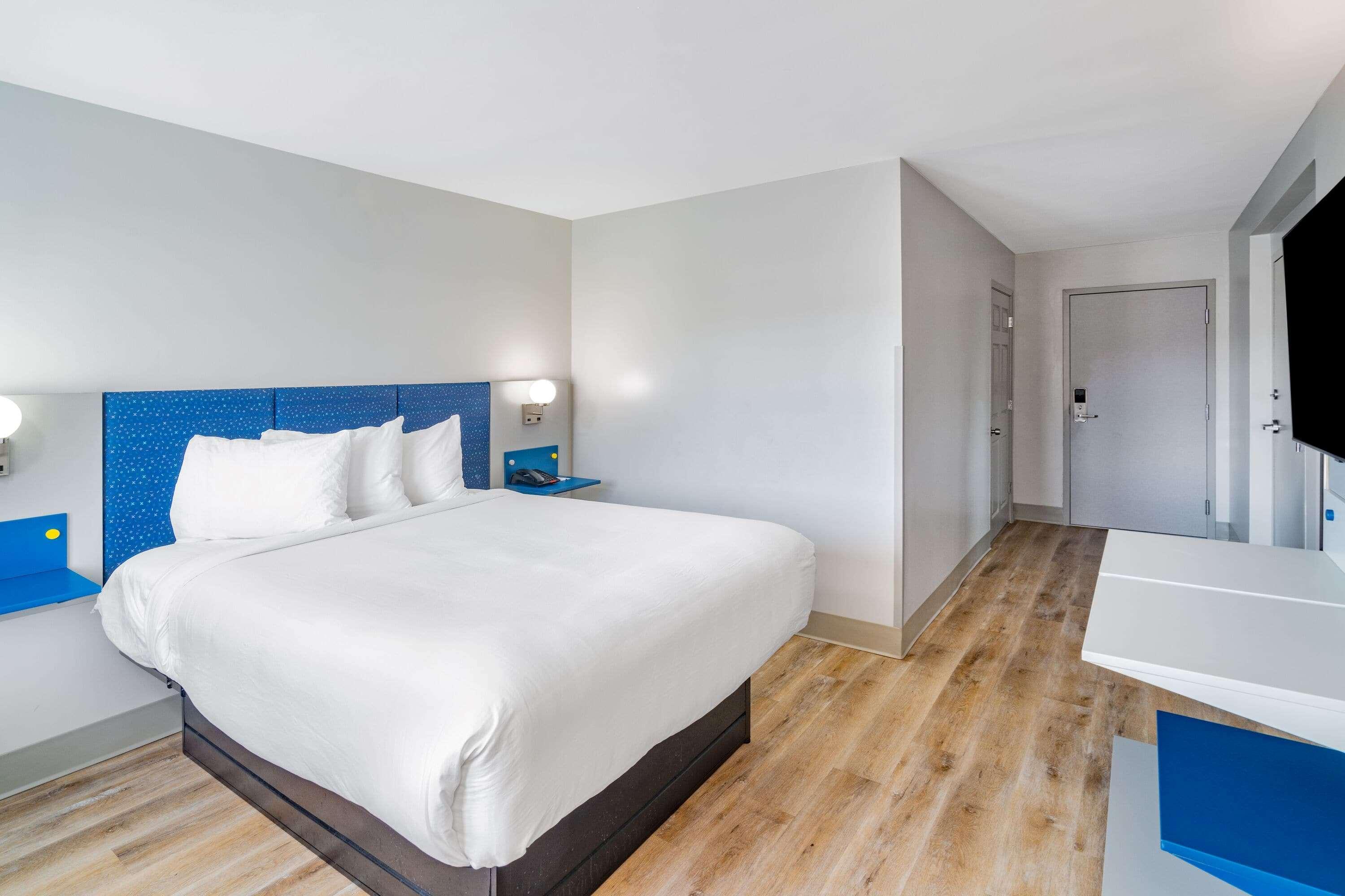 Microtel Inn By Wyndham Αθήνα Εξωτερικό φωτογραφία
