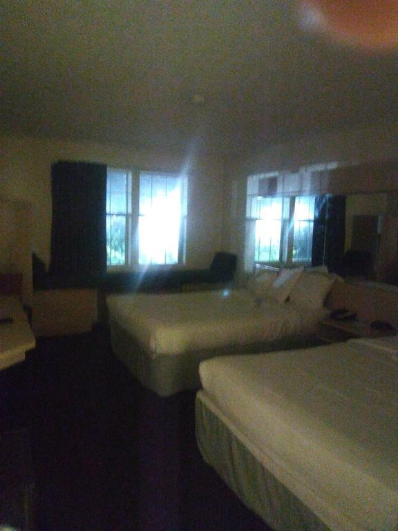 Microtel Inn By Wyndham Αθήνα Εξωτερικό φωτογραφία