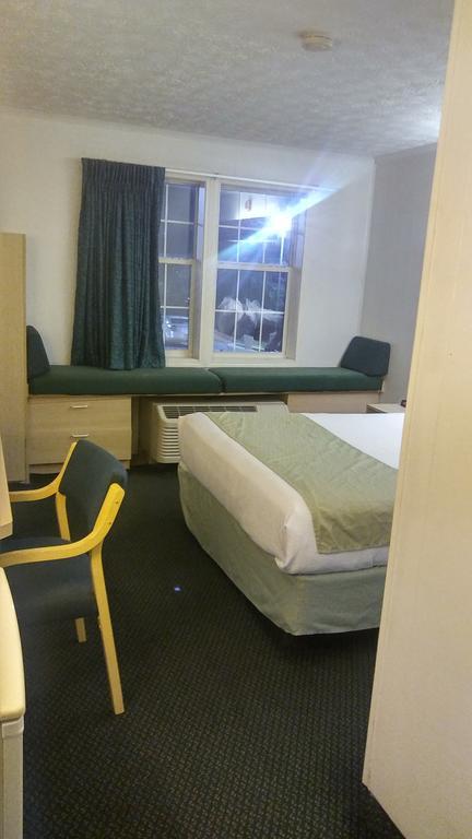 Microtel Inn By Wyndham Αθήνα Εξωτερικό φωτογραφία